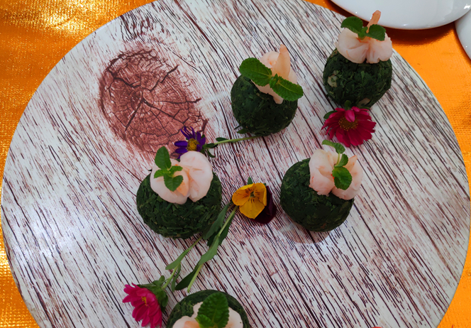 打卡“一会一节”民族特色美食节 一天吃遍五省珍馐美馔